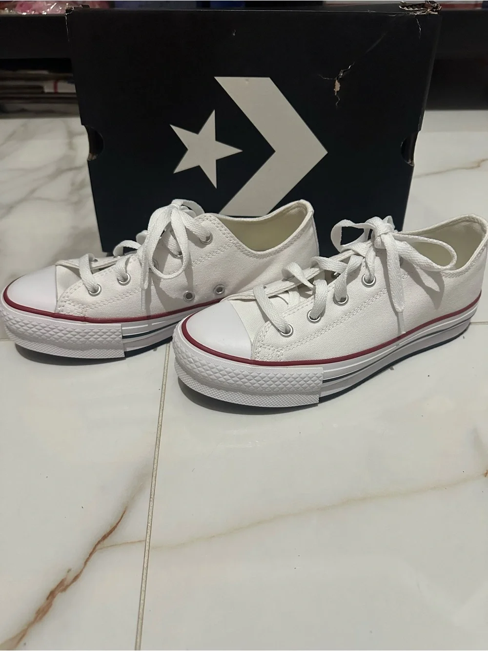 New in Box, Converse White Low-Top Eva Lift Ox Sneaker size 4.5 youth